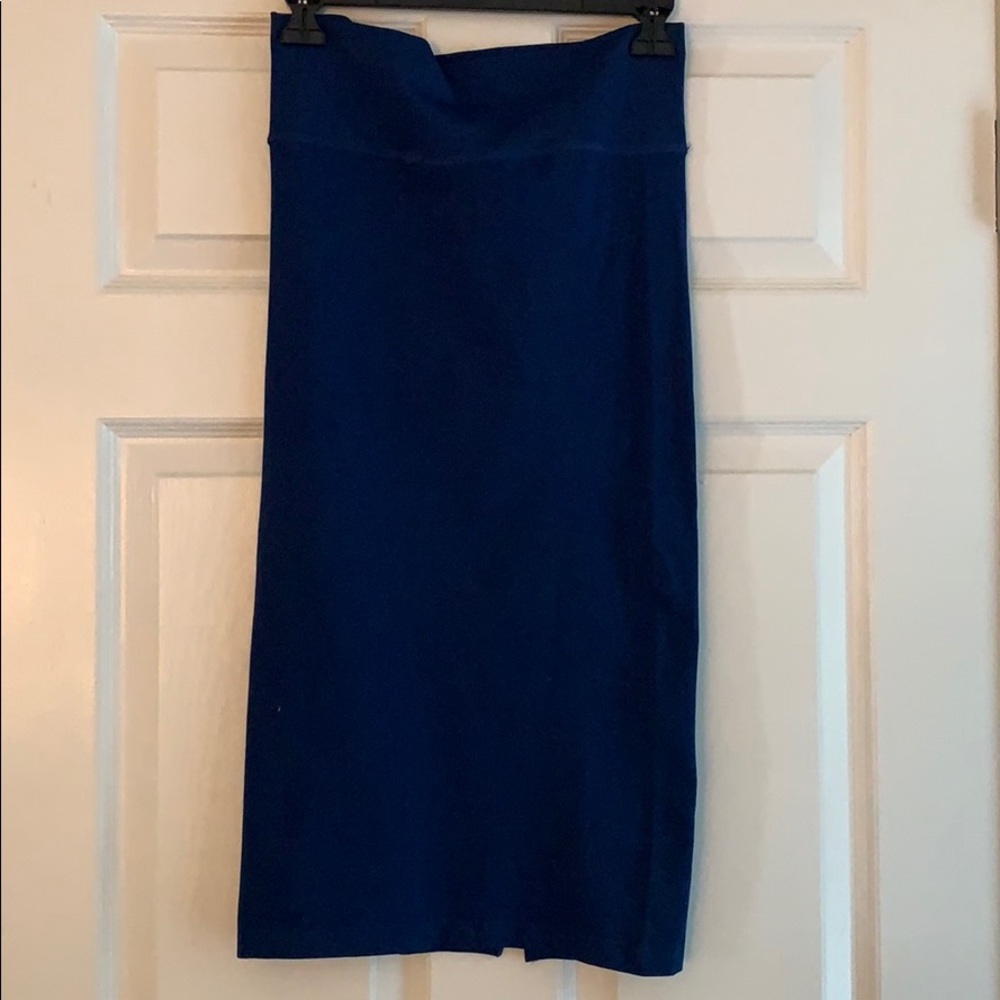 Blue pencil skirt 🤓